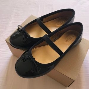 Crewcut enamel black ballet flat shoes size 10 ( toddler )